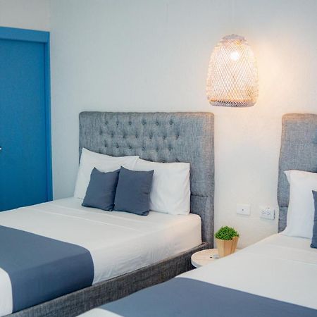 Hotel Adaz Mediterraneo Санта Марта Екстериор снимка