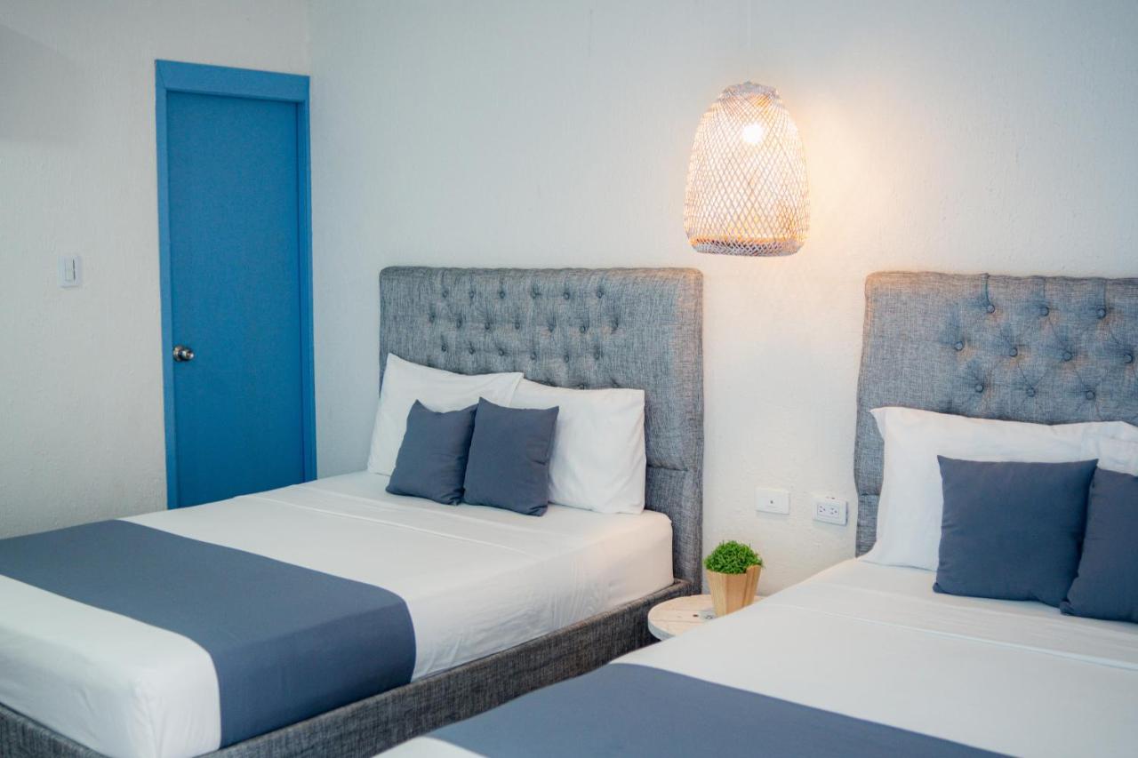 Hotel Adaz Mediterraneo Санта Марта Екстериор снимка