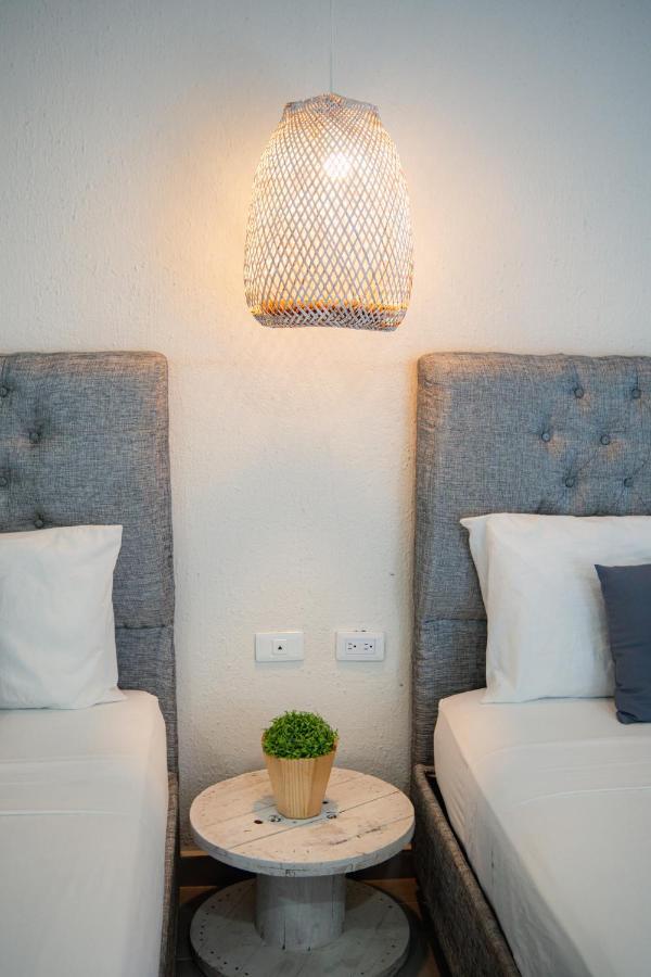 Hotel Adaz Mediterraneo Санта Марта Екстериор снимка