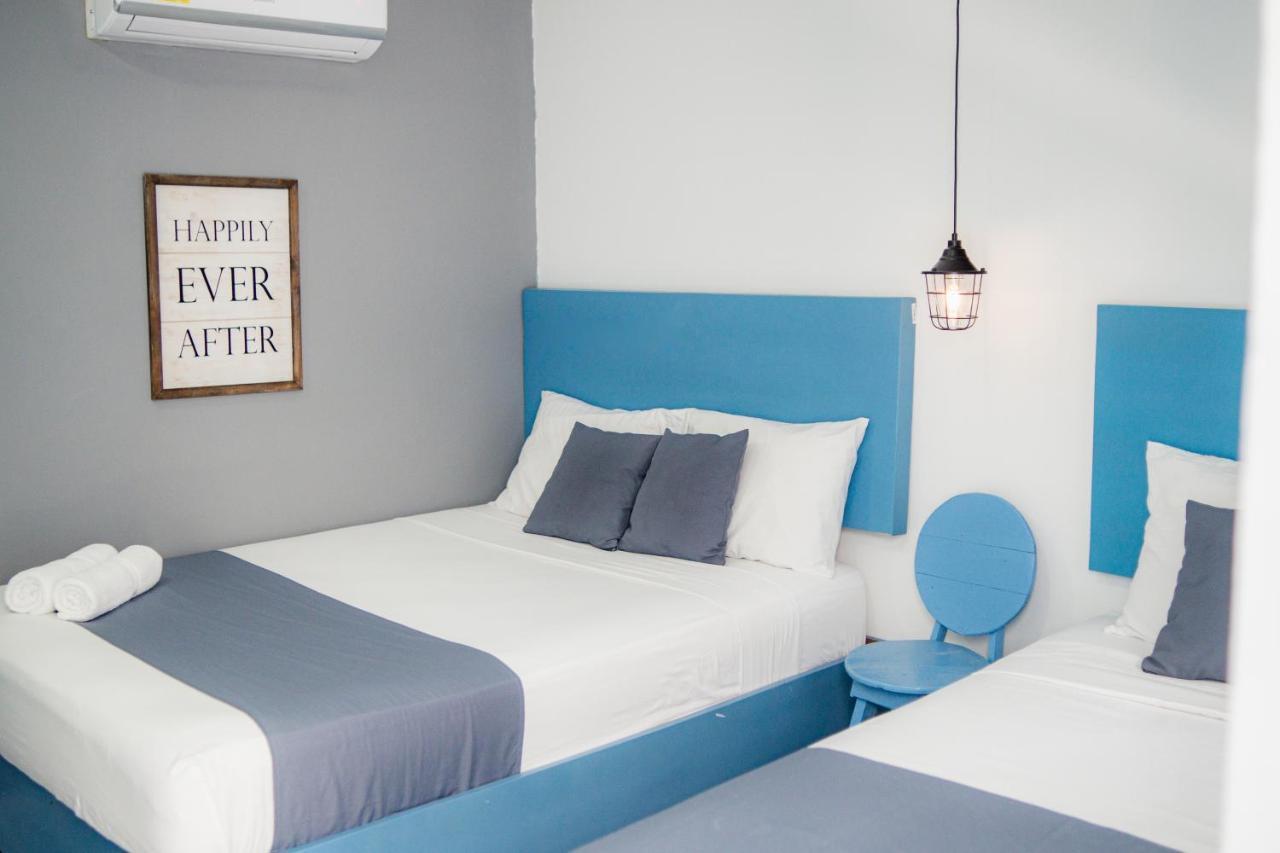 Hotel Adaz Mediterraneo Санта Марта Екстериор снимка