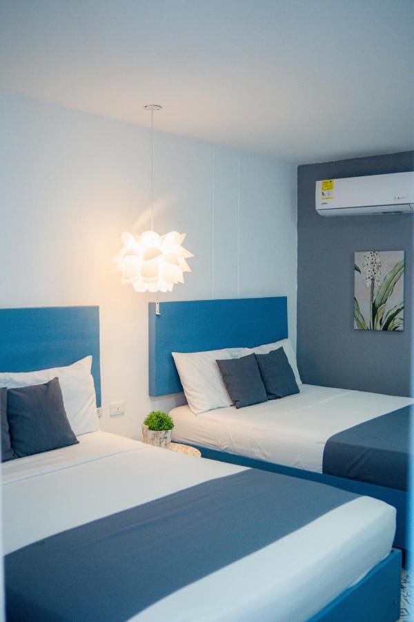 Hotel Adaz Mediterraneo Санта Марта Екстериор снимка