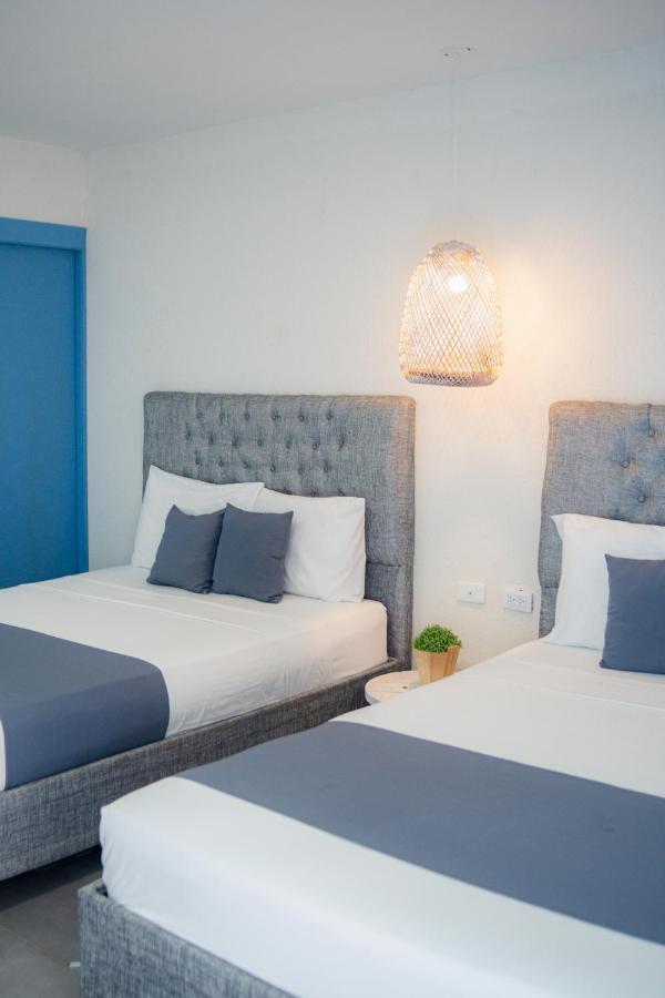 Hotel Adaz Mediterraneo Санта Марта Екстериор снимка
