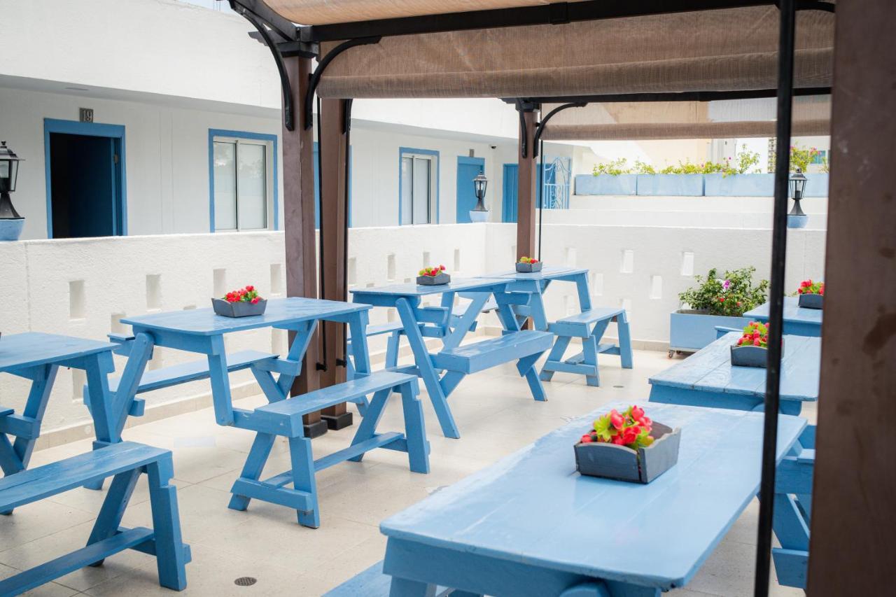 Hotel Adaz Mediterraneo Санта Марта Екстериор снимка