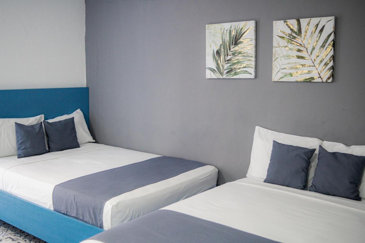 Hotel Adaz Mediterraneo Санта Марта Екстериор снимка